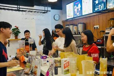 一个人开奶茶店可以吗